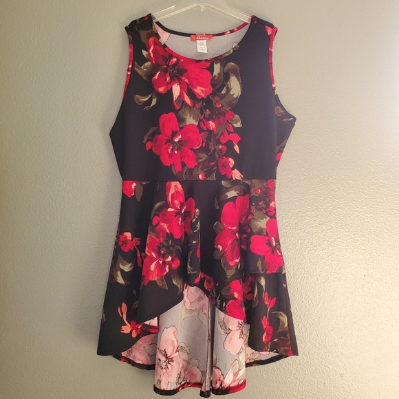 Rainbow Tops - NWOT Top High-Lo